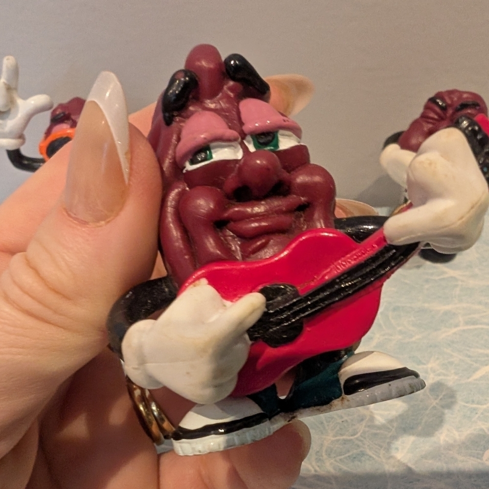 Vintage California Raisins Figurines Set - Picture 5 of 9
